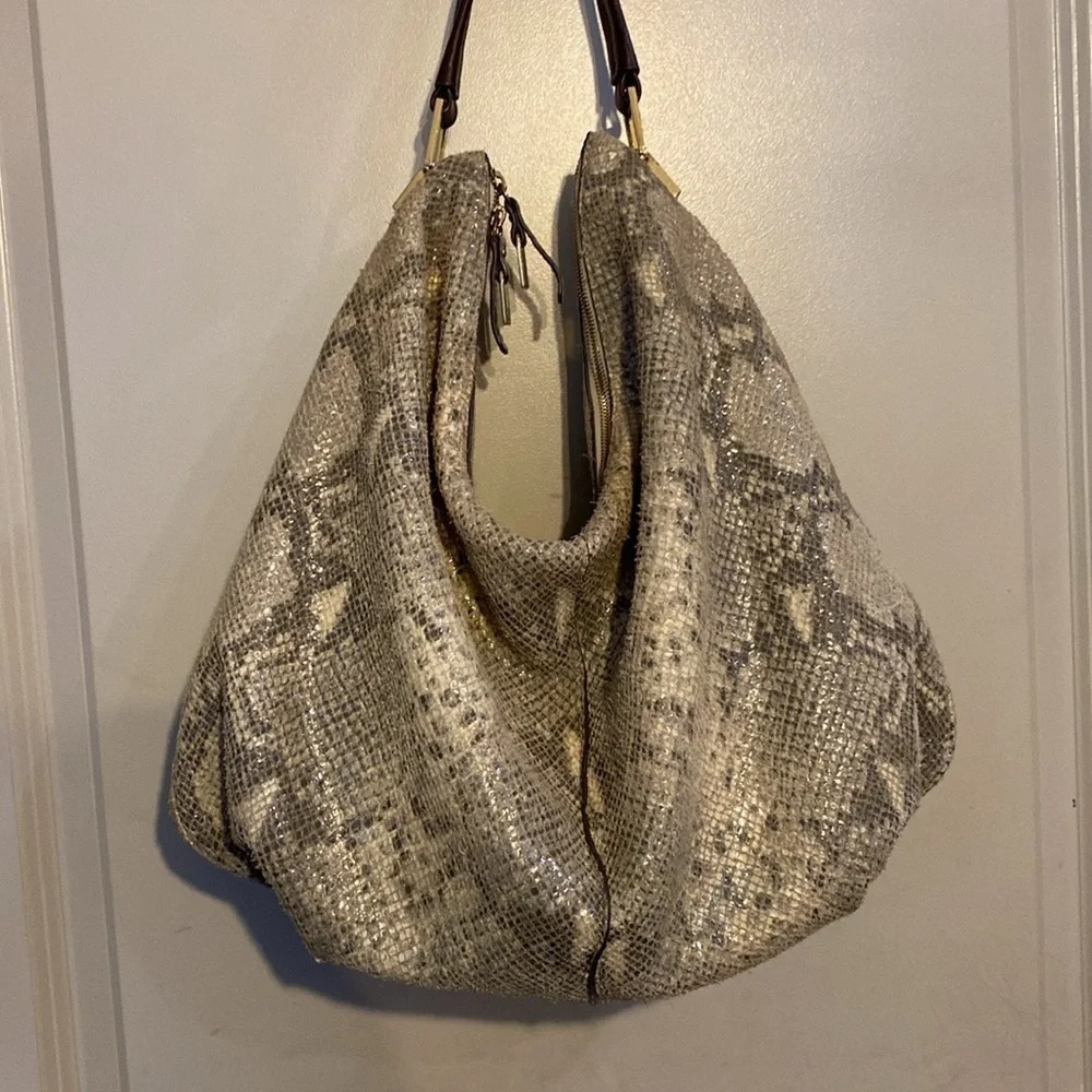 G.I.L.I. HOBO TOTE BLUSH-COLORED OSTRICH EMBOSSED LEATHER CONVERTIBLE LARGE NEW